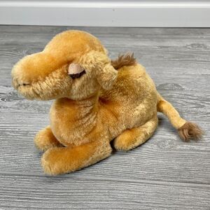 Vintage 1978 Dakin Camel Plush Tan Laying Relaxing Desert Egypt Stuffed Animal